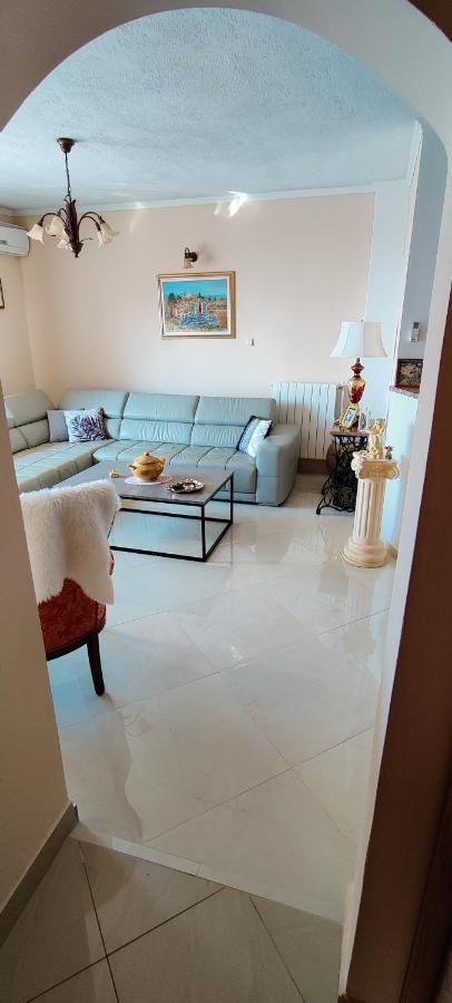 Apartments Tatjana Senj  Luaran gambar
